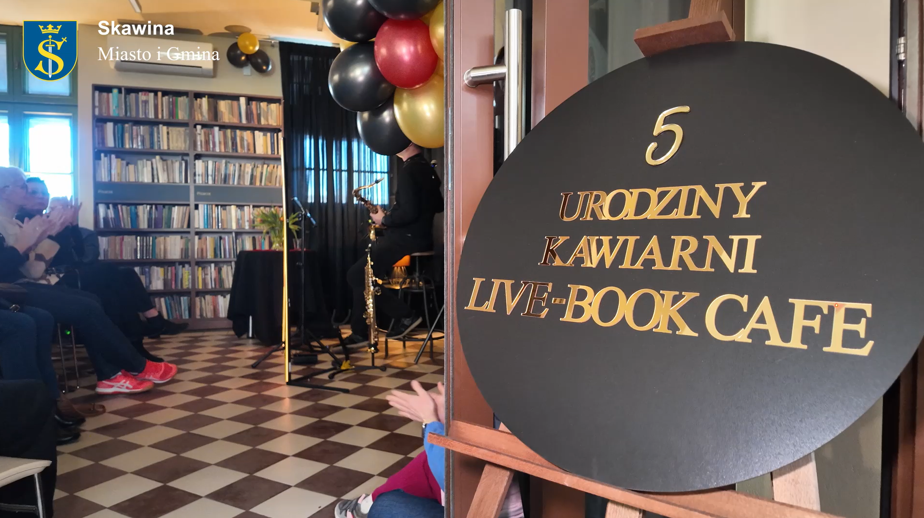Piąte urodziny kawiarni Live-Book Cafe