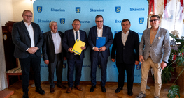 Umowa podpisana – w Rzozowie powstanie  ciąg pieszo-rowerowy