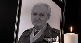 Z żalem zawiadamiamy - zmarł ppłk hm. prof. Wojciech Narębski