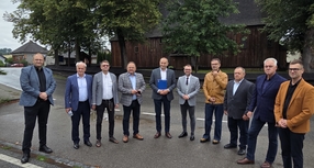 Bezpieczniej i wygodniej — rusza rozbudowa drogi powiatowej w Woli Radziszowskiej