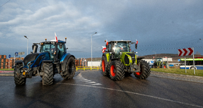 Protest rolników na terenie Skawiny