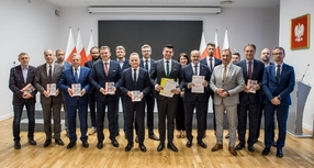 Od 1 października pociągi pojadą przez Zelczynę, Wielkie Drogi, Jaśkowice aż do Przeciszowa
