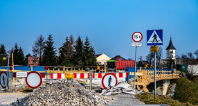 Całkowite zamknięcie mostu w Radziszowie przedłużono do 25 maja