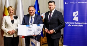 Uroczyste spotkanie z laureatami plebiscytu „Inwestycje, które zmieniły Małopolskę. 20 lat Unii Europejskiej”