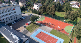 Kolejne nowoczesne boisko dla naszych uczniów